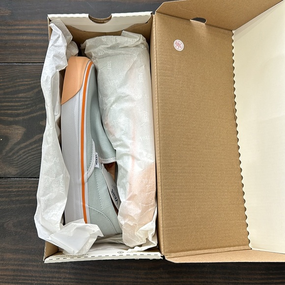 🆕 NIB Vans Classic Slip-On 98 Dx - Picture 9 of 9